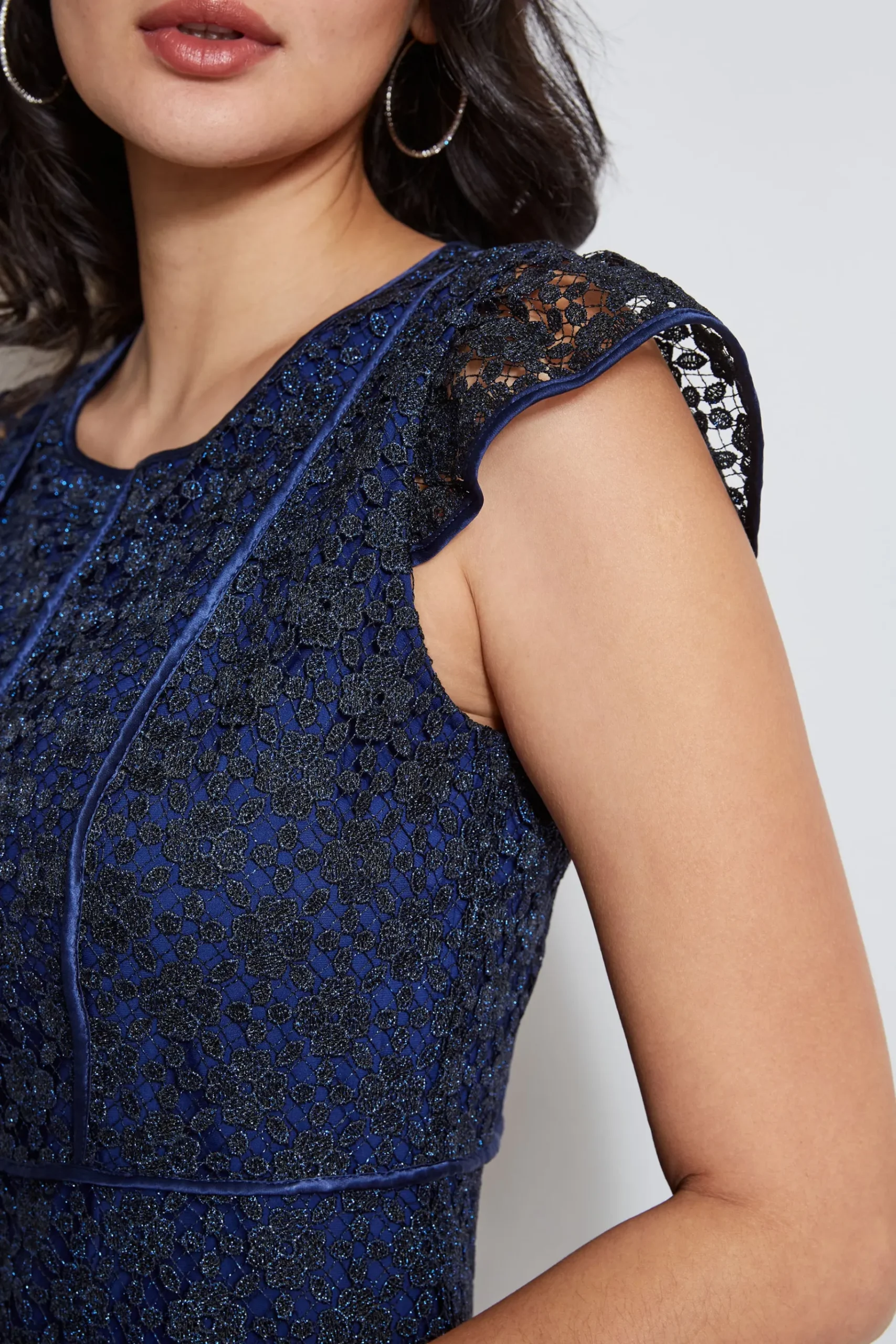 Elie Tahari Lace Flutter Sleeve Dress- Dresses & Jumpsuits|Midi Dresses