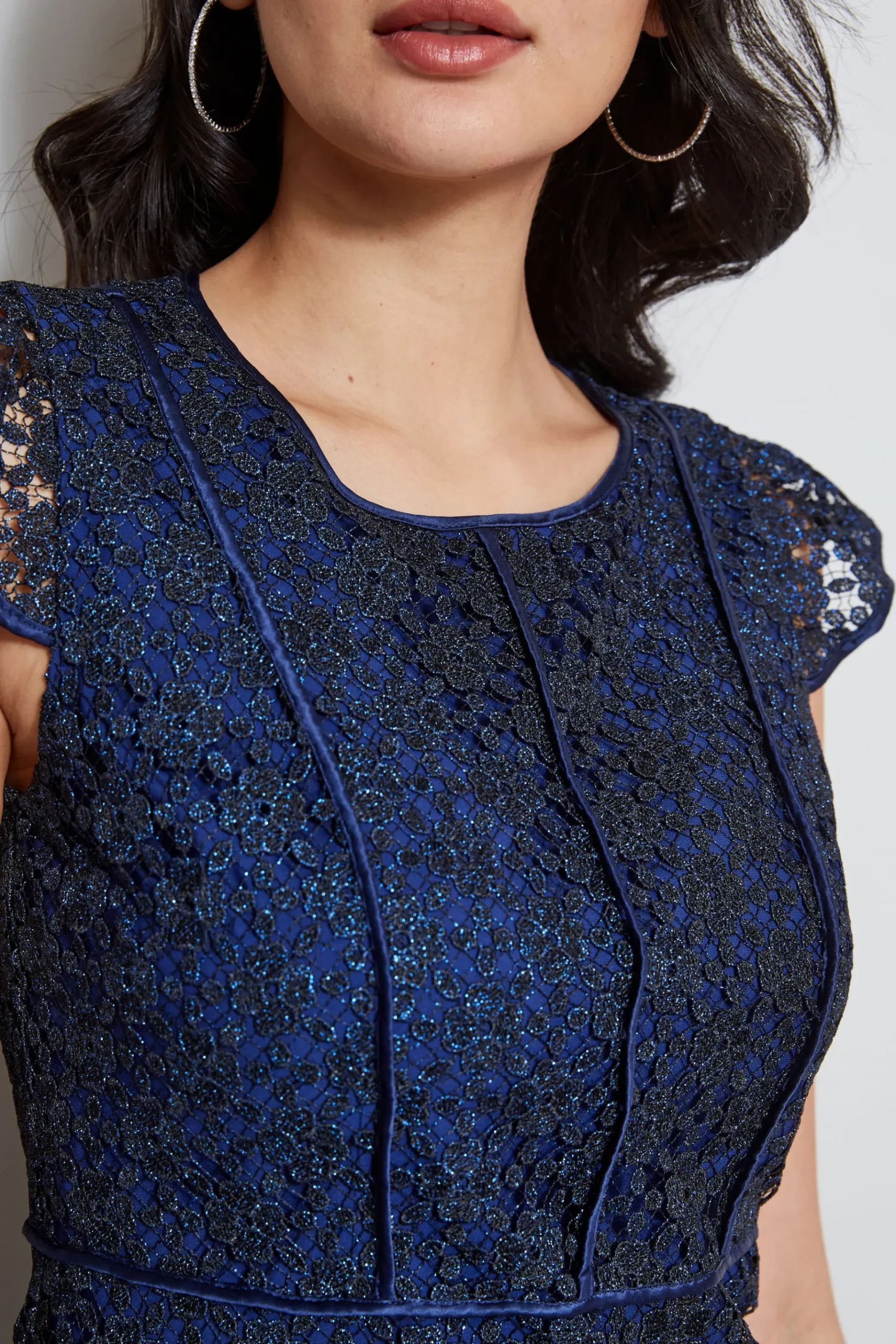 Elie Tahari Lace Flutter Sleeve Dress- Dresses & Jumpsuits|Midi Dresses