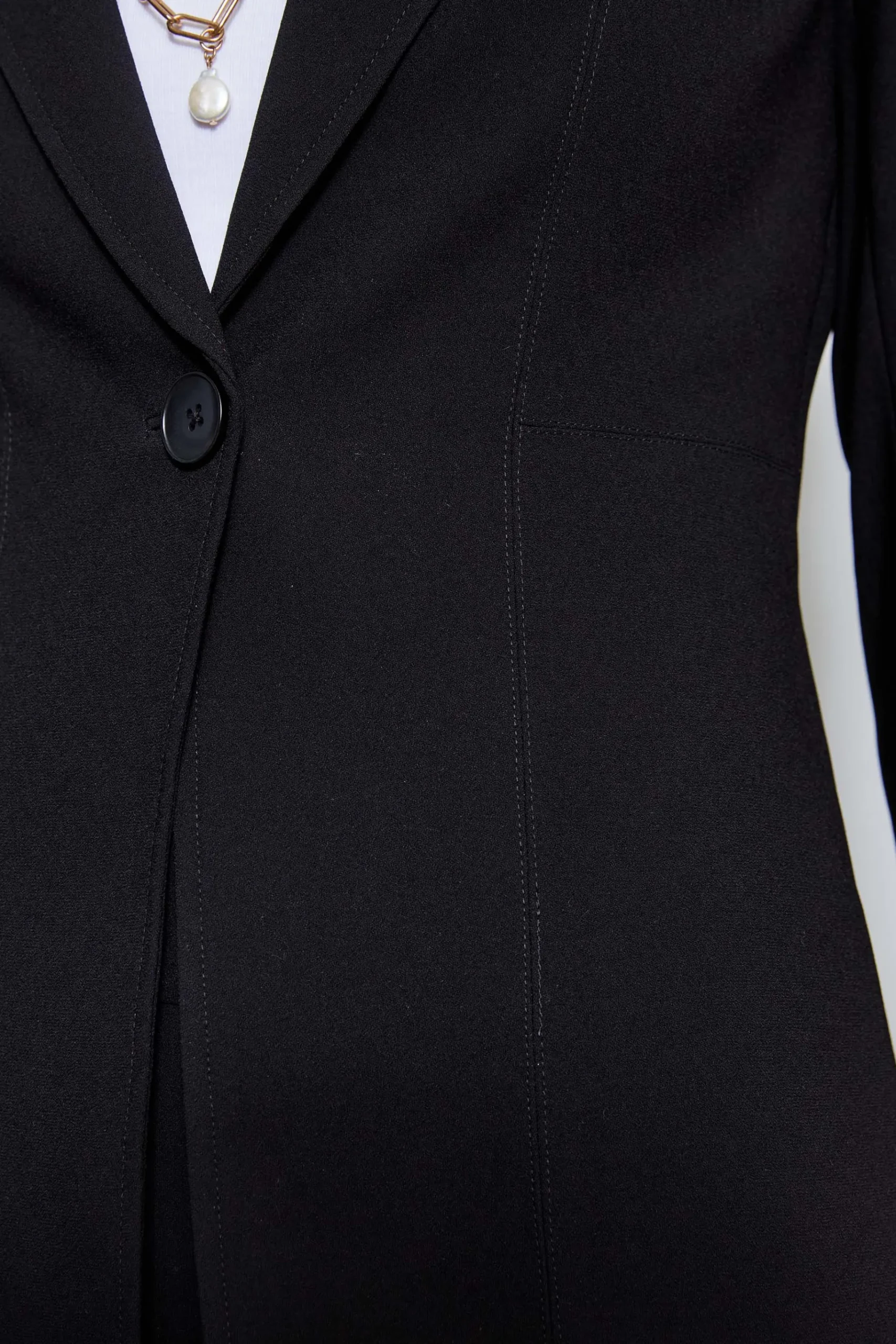 Elie Tahari Single Breasted Dart Blazer- Jackets & Blazers